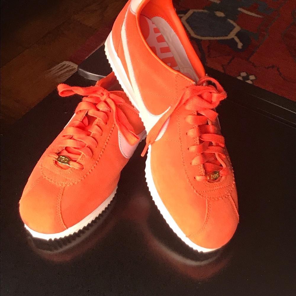 Nike Cortez Neon Orange (Rare color)